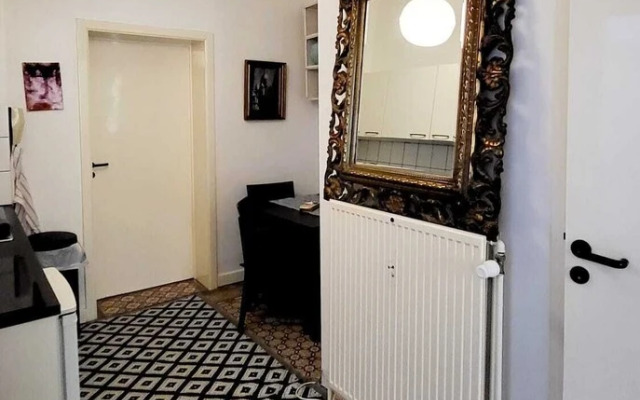 Charming 1-bedroom Appartment Near Nato