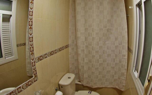 Hostal Carlos II