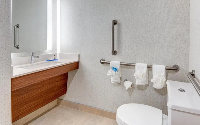Holiday Inn Express West Long Branch