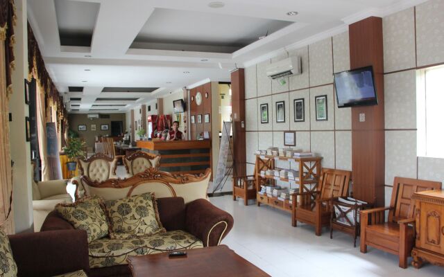 Front One Resort Yogyakarta