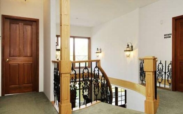 Furry Creek Bed & Breakfast