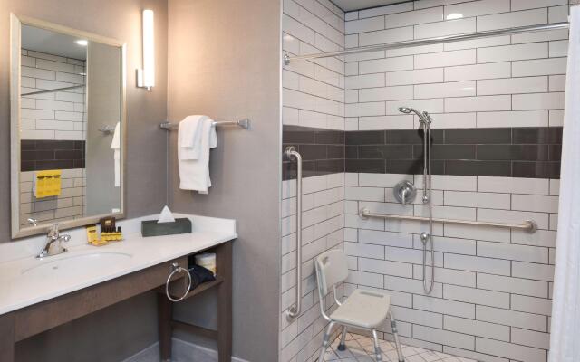 Best Western Plus West Covina Inn