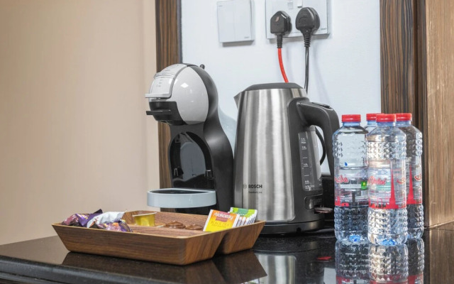 Luxe Marina View Retreat - 2BDRM