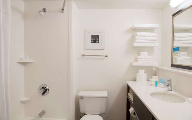 Hampton Inn by Hilton Milwaukee Northwest