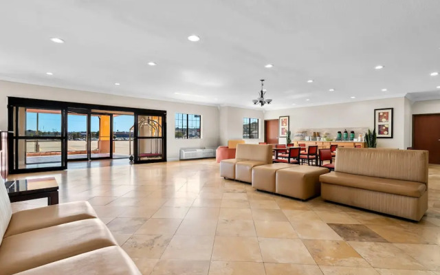 Quality Inn & Suites McAlester on Hwy 69