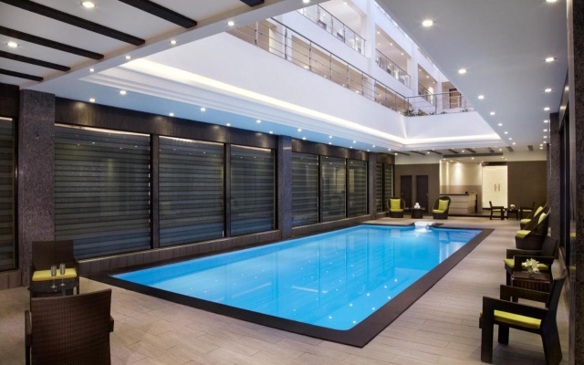 Hotel Suba Grand