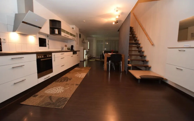 Ab Apartment 80