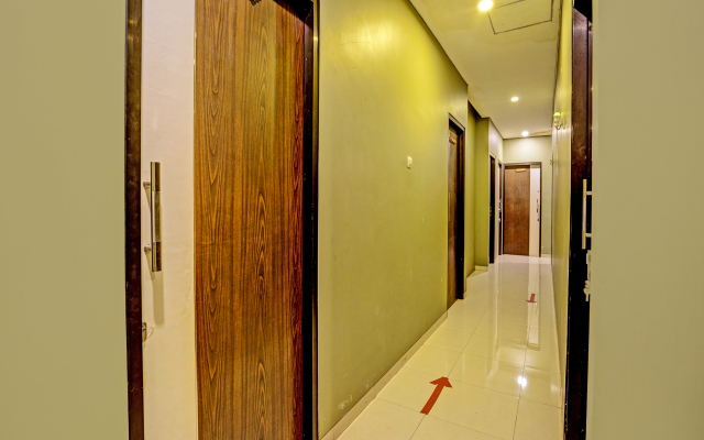 Super OYO Capital O 92633 Spring Hotel Gubeng