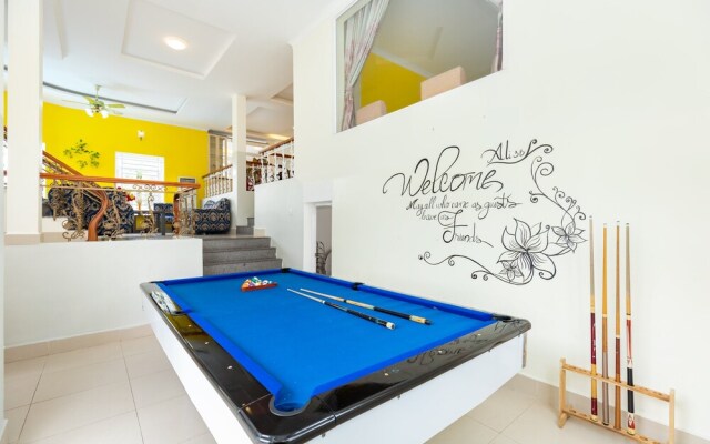 Diamond Sea Apartment
