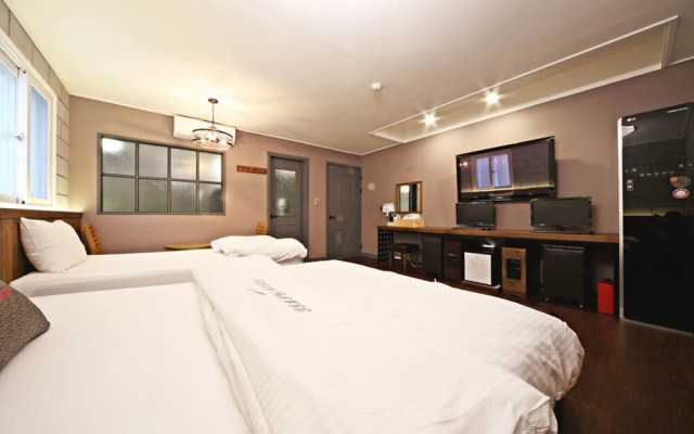 Gyeongsan Shwimpyo