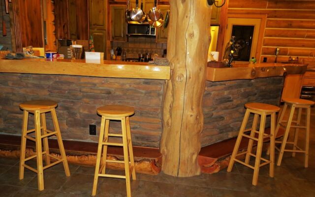 Teton Hostel HideAway