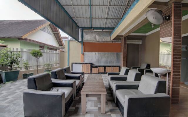 OYO 92833 Penginapan Syariah
