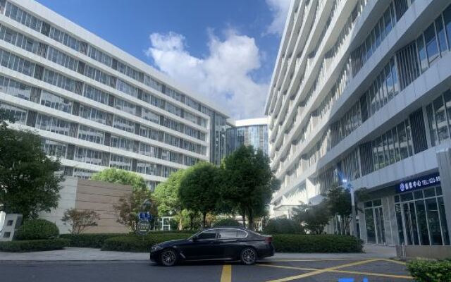 Zizaiju Serviced Apartment (Hongqiao )