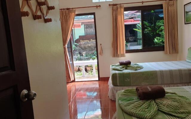 Harmony House - Hostel
