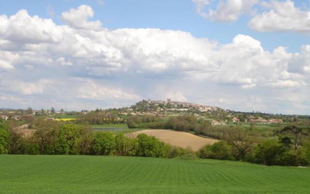 Lø.F.T Ô Village