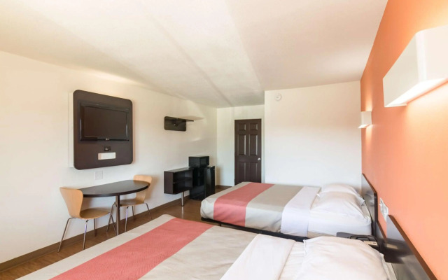 Motel 6 Wichita Falls, TX - North