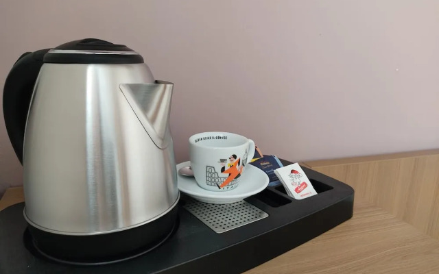 Massimi City Garden Hotel