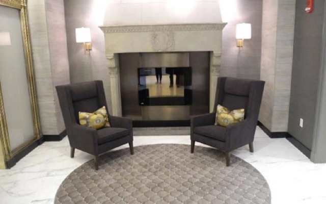 Global Luxury Suites at Bay Village