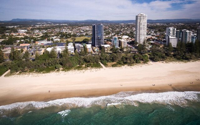 Boardwalk Burleigh Beach