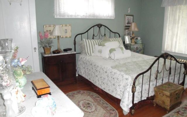 Hanover House Bed and Breakfast