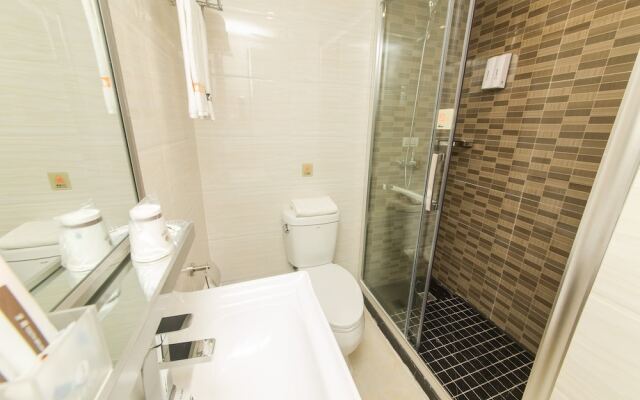 J Tour Inn
