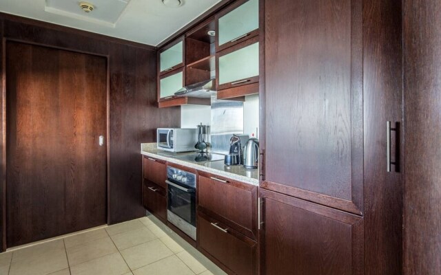 Lavish 2BR With Picturesque Burj Khalifa Views!
