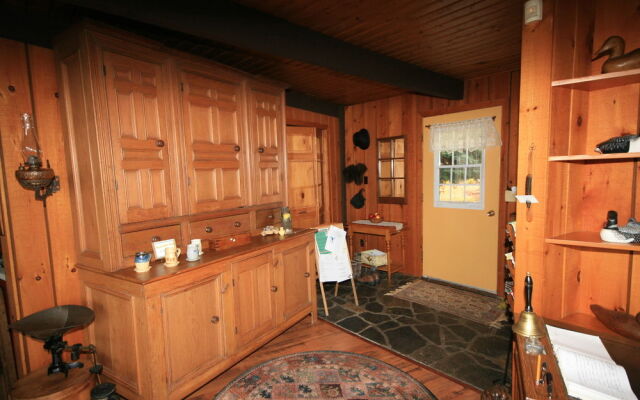 Stouffermill Bed & Breakfast