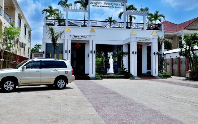 Vimean Sovannaphoum Resort
