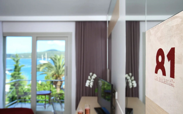 No:81 Hotel