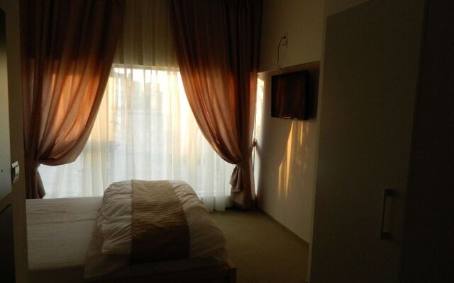 Hotel City Central International