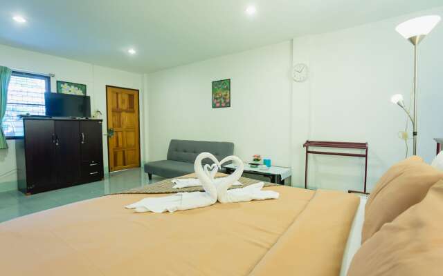 Rabbit Mansion Patong Hotel