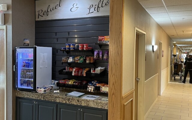 Holiday Inn Express Wapakoneta
