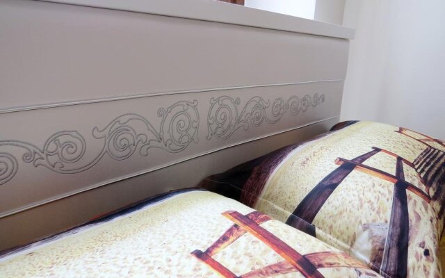 Istanberry Sunshine Flats