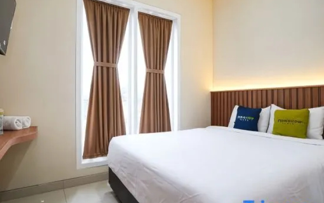 Urbanview Hidayah Living Syariah Balekambang Manahan
