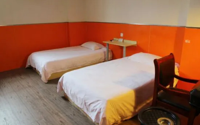 Chaolv 98 Hostel (Shanghai University)