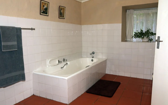 Sterkfontein Heritage Lodge