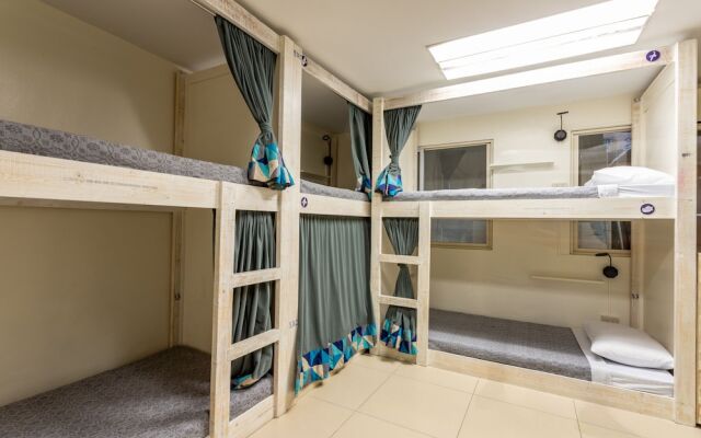 Baybayin Hostel and Co-Live