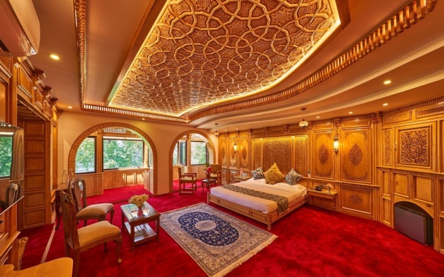Kashmir Mahal Resorts by Stay Pattern – Lobby – Srinagar