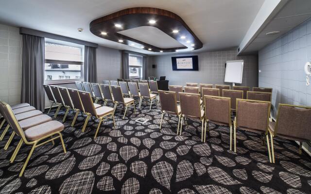 Airport Hotel Okecie
