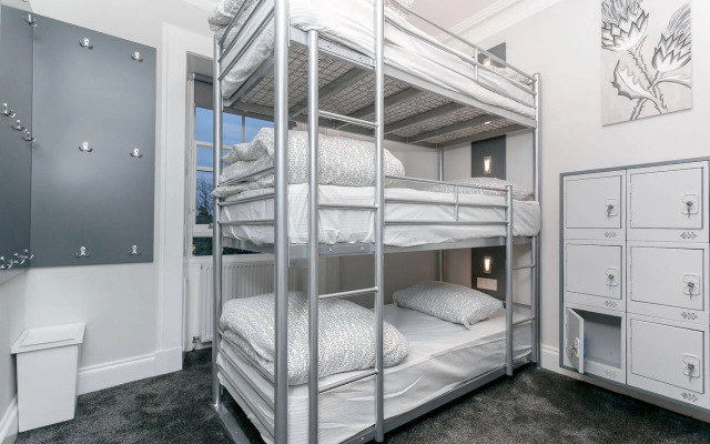 West End Hotel - Hostel