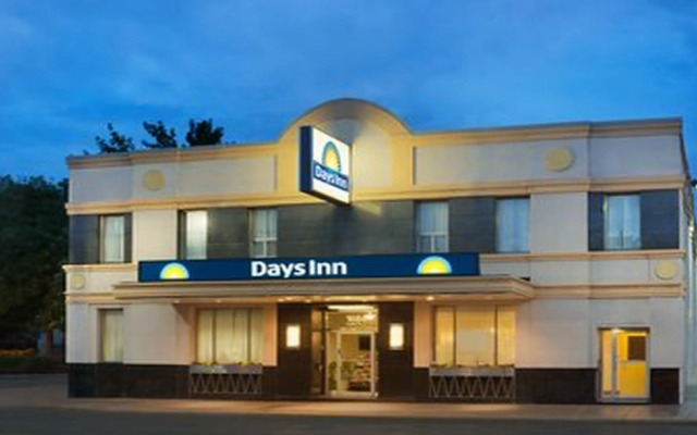 Days Inn by Wyndham Toronto East Beaches