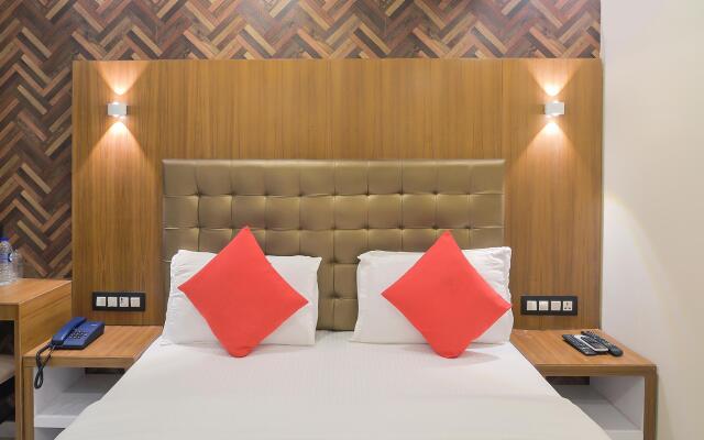 Hotel Qubestay Airport