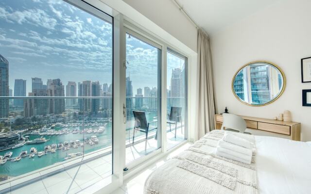 Maison Privee - Aesthetic Apt w/ Stunning Vw in Luxurious Building