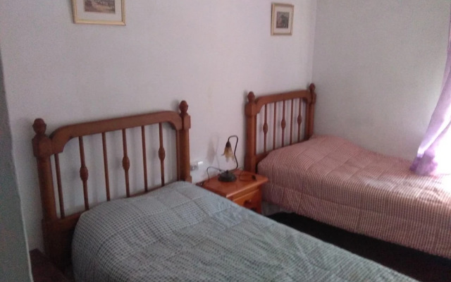 House With 4 Bedrooms in Santa Magdalena de Pulpis, With Wonderful Cit - фото 3