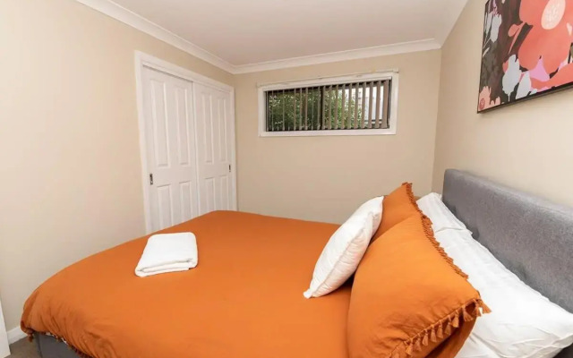 Phillip Villa, Modern & Fresh, Close to Town, Free Wifi