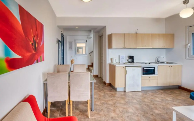 Glyfa Apartments