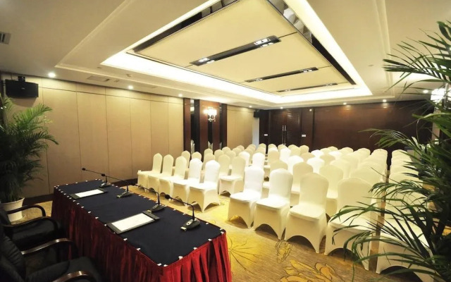 Gaoxiong Hotel