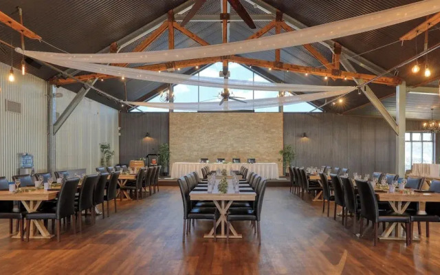 Dubbo Rhino Lodge