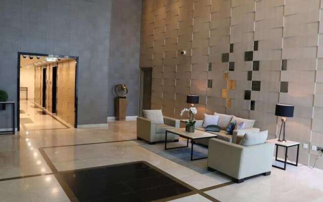 Stylish Apartment With the Best Burj Views