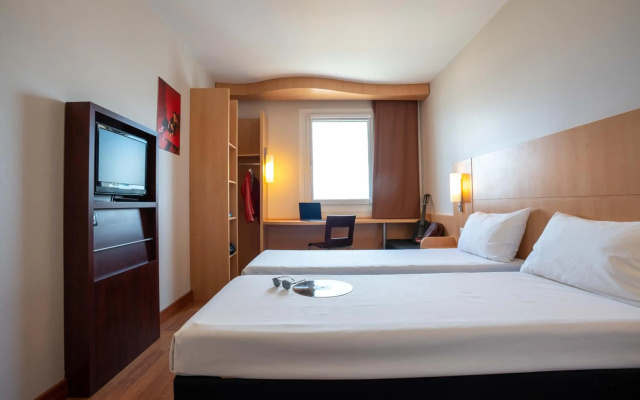 ibis Plzen